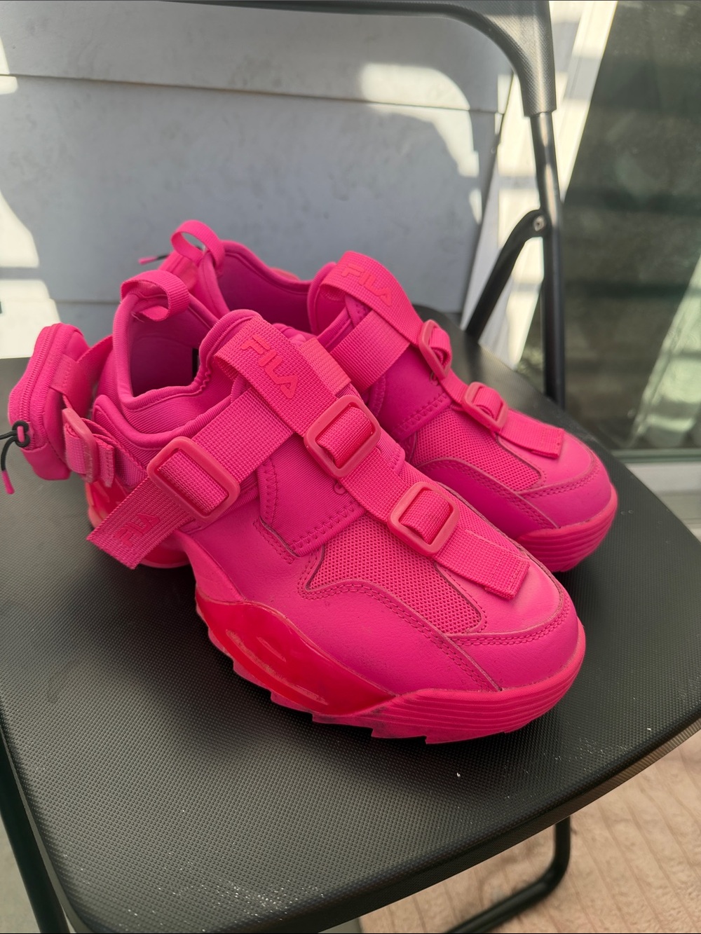 Women’s Fila Unit V2 sneakers hot pink